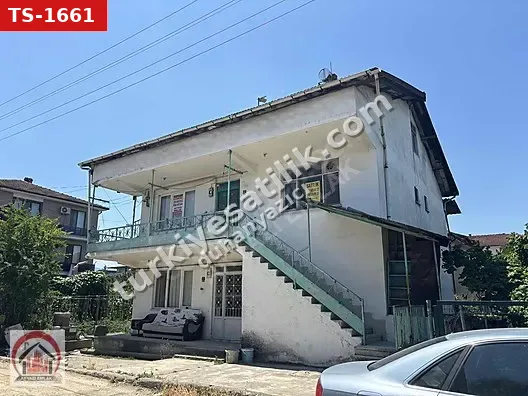 AKYAZI EMLAK'TAN HARİKA KONUMDA SATILIK MÜSTAKİL EV