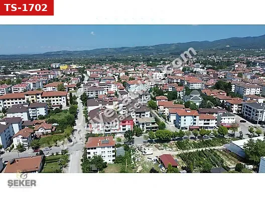 51-ŞEKER GAYRİMENKUL 3+1-135m² YENİ MAHALLE DE KİRALIK DAİRE